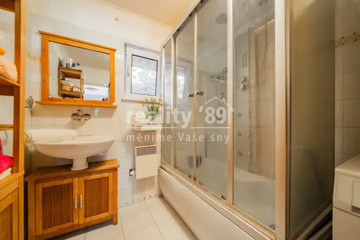 Prodej pozemku pro bydlení, Hostivice - Břve, 3305 m2