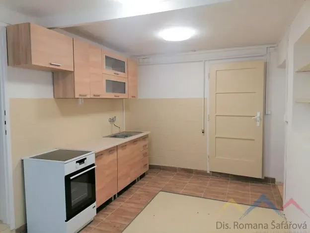 Prodej bytu 2+1, Moravský Beroun, Masarykova, 65 m2
