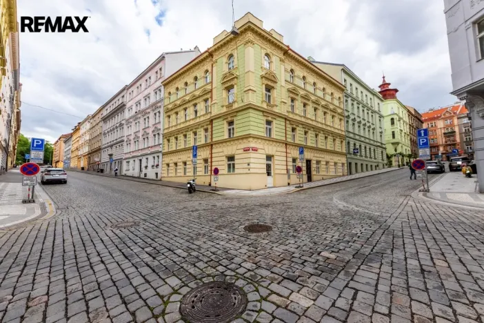 Prodej bytu 1+kk, Praha - Vršovice, Černomořská, 20 m2
