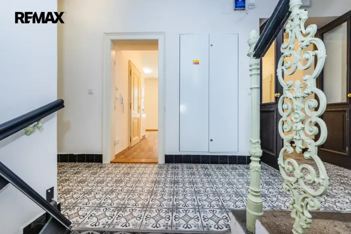 Prodej bytu 1+kk, Praha - Vršovice, Černomořská, 20 m2