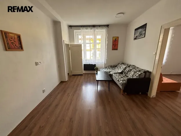 Pronájem bytu 2+kk, Hradec Králové - Kukleny, Denisovo náměstí, 66 m2