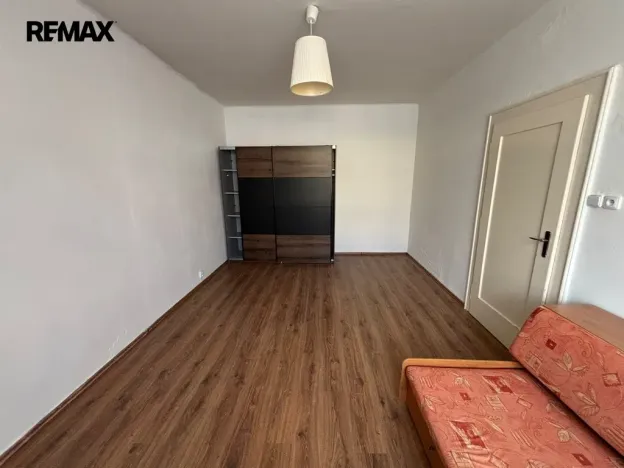 Pronájem bytu 2+kk, Hradec Králové - Kukleny, Denisovo náměstí, 66 m2