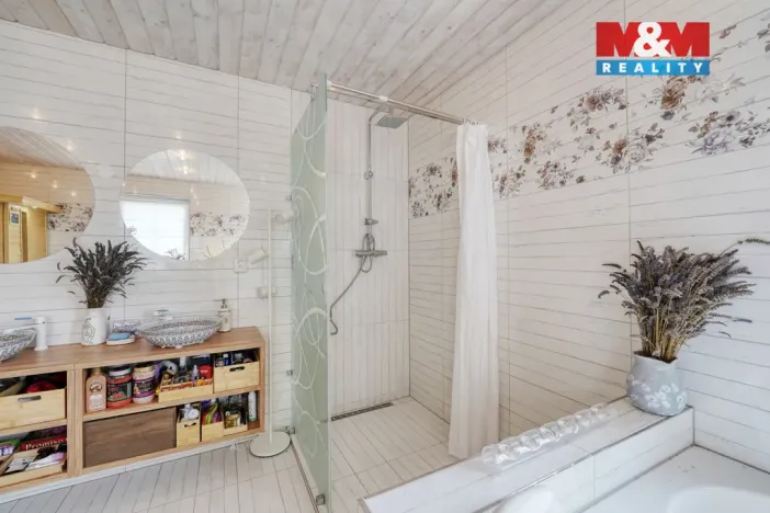 Prodej ubytování, Strážov, 359 m2