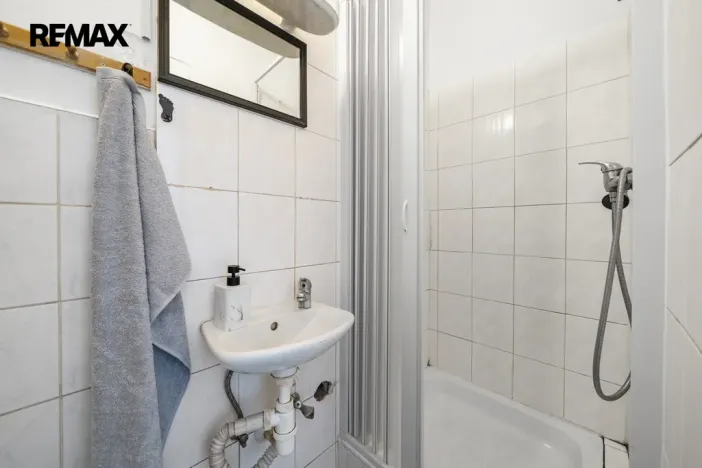 Pronájem bytu 1+kk, Úpice, Dr. E. Beneše, 20 m2