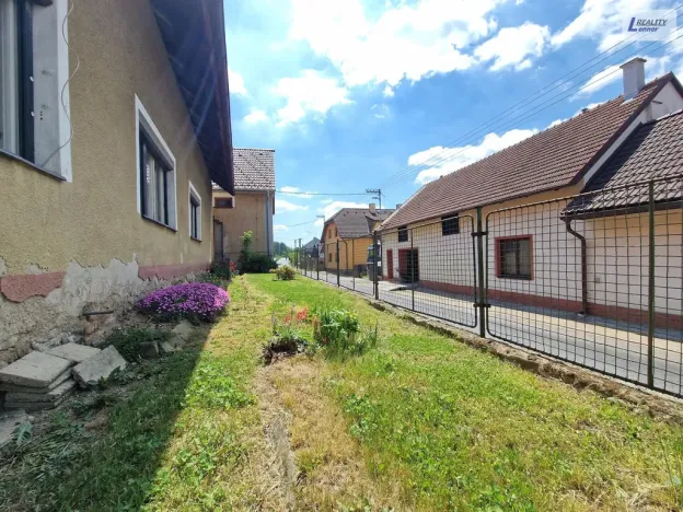 Prodej chalupy, Uzeničky, 90 m2