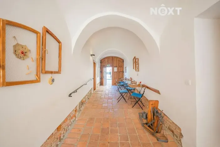 Prodej podílu restaurace, Štíty, nám. Míru, 59 m2