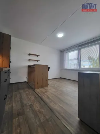 Pronájem bytu 2+kk, České Budějovice, Prachatická, 36 m2