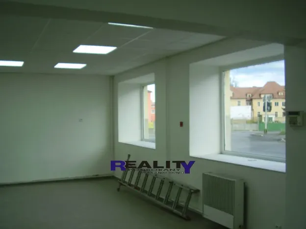 Pronájem obchodního prostoru, Podbořany, 90 m2
