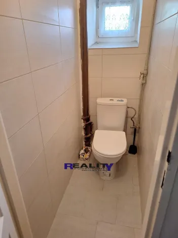 Pronájem obchodního prostoru, Podbořany, 90 m2