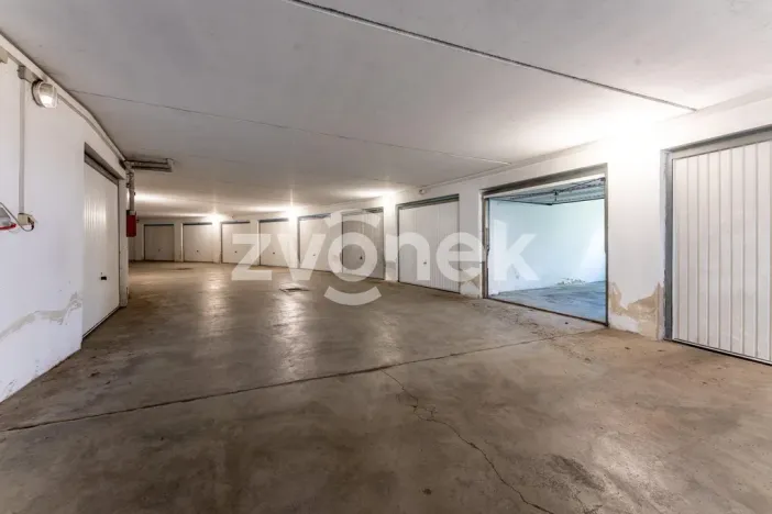 Prodej garáže, Zlín - Kudlov, Žlutá, 18 m2