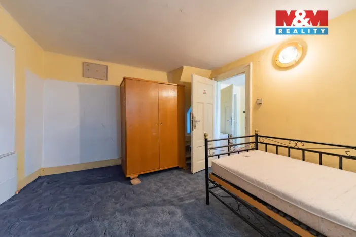Prodej bytu 5+1, Cheb - Tršnice, 100 m2