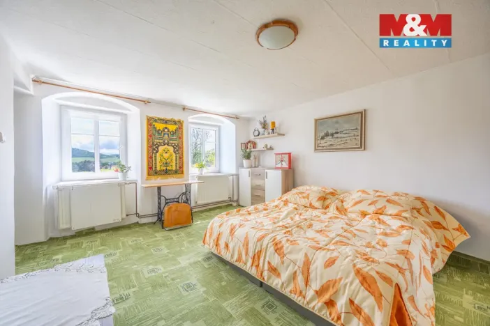 Prodej rodinného domu, Prackovice nad Labem, 200 m2