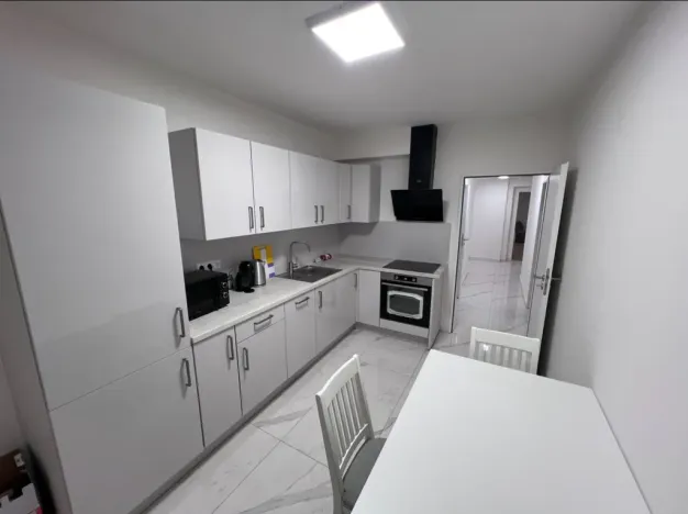 Pronájem bytu 2+1, Karlovy Vary, Koptova, 74 m2