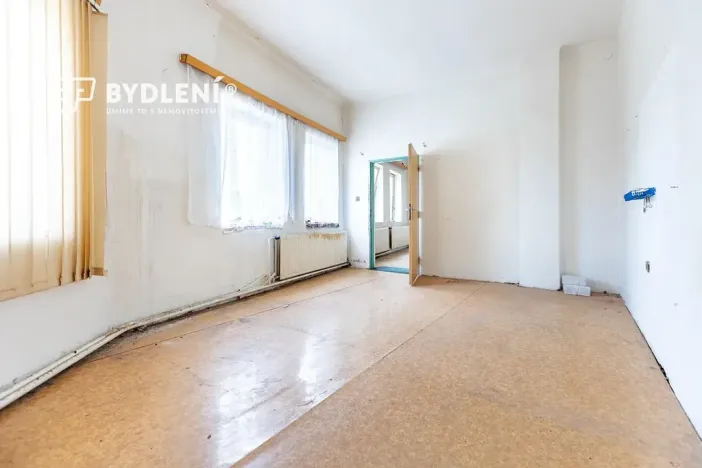 Prodej činžovního domu, Teplice, nám. Osvobození, 330 m2