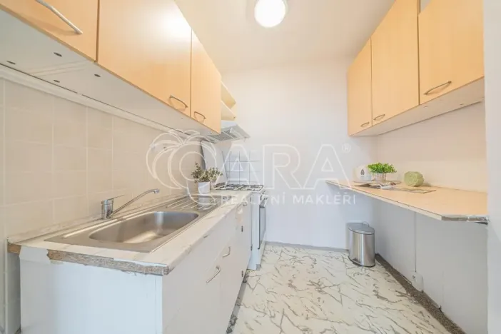 Pronájem bytu 1+kk, Praha - Chodov, Markušova, 31 m2