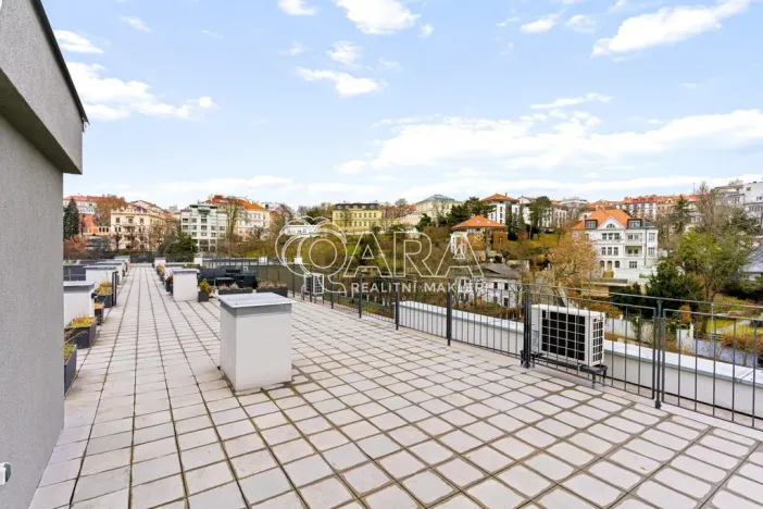 Pronájem bytu 2+kk, Praha - Vinohrady, Perucká, 41 m2