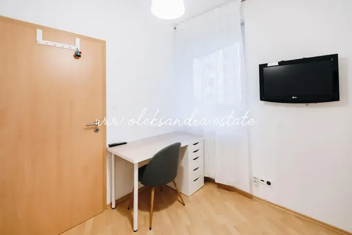 Pronájem bytu 2+kk, Praha - Troja, Mazurská, 38 m2