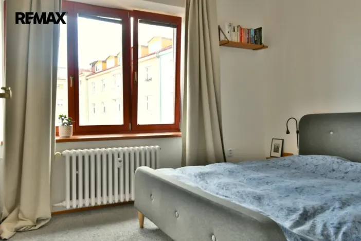 Pronájem bytu 2+kk, Hradec Králové - Pražské Předměstí, Nerudova, 46 m2