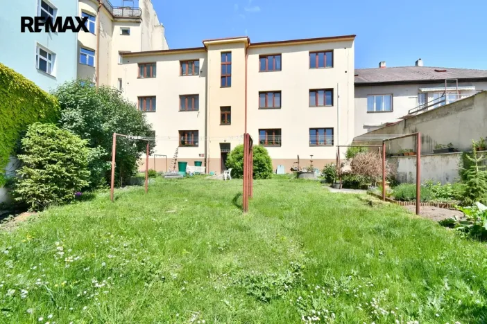 Pronájem bytu 2+kk, Hradec Králové - Pražské Předměstí, Nerudova, 46 m2