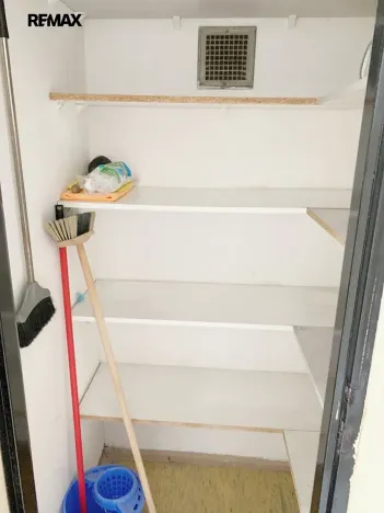 Pronájem bytu 2+kk, Praha - Motol, Weberova, 39 m2