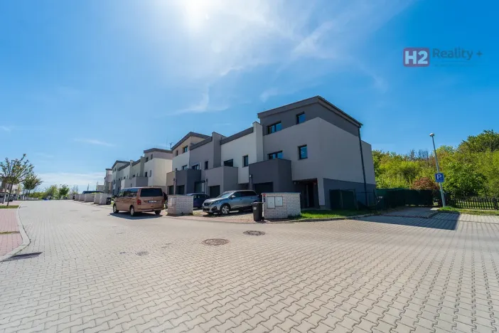 Prodej rodinného domu, Praha - Horní Počernice, Rajhradská, 170 m2