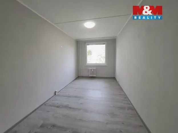 Pronájem bytu 4+1, Praha - Modřany, Vazovova, 87 m2