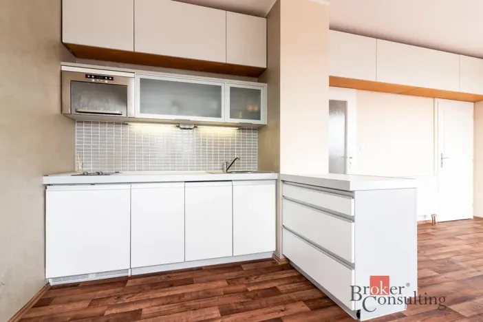 Pronájem bytu 2+kk, Praha - Krč, Pasteurova, 41 m2