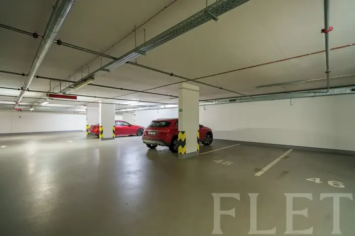 Pronájem bytu 1+kk, Praha - Vysočany, Bassova, 28 m2