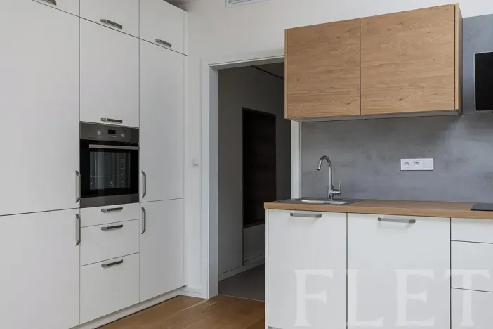 Pronájem bytu 1+kk, Praha - Strašnice, Ramonova, 27 m2