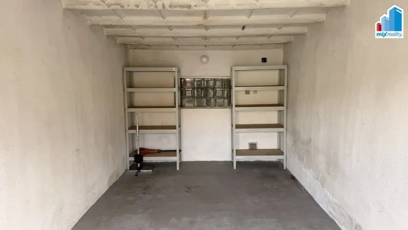 Pronájem garáže, Plzeň - Doubravka, U Panského dvora, 20 m2