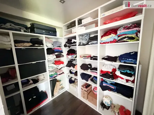 Prodej rodinného domu, Říčany, Strmá, 160 m2