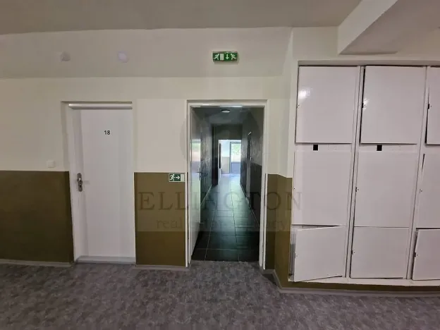 Pronájem bytu 2+1, Karlovy Vary, Charkovská, 51 m2
