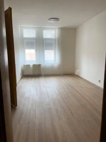 Pronájem bytu 2+1, Praha - Libeň, Na hrázi, 86 m2