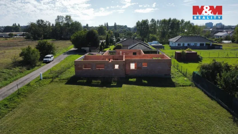 Prodej pozemku pro bydlení, Mělník, Lhotecká, 1044 m2
