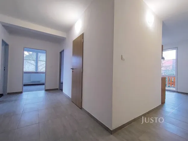 Pronájem bytu 4+1, Přeštěnice, 74 m2