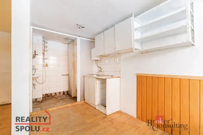 Prodej rodinného domu, Hluk, Hlavní, 166 m2