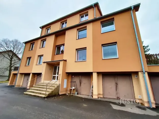 Pronájem bytu 4+1, Přeštěnice, 74 m2