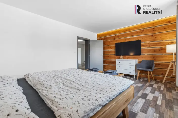 Prodej rodinného domu, Rašovice, 195 m2