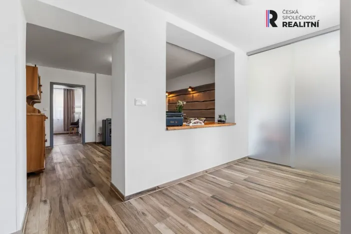 Prodej rodinného domu, Rašovice, 195 m2