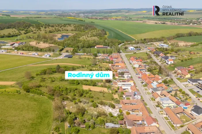 Prodej rodinného domu, Rašovice, 195 m2