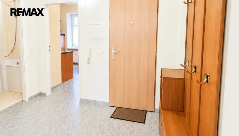 Prodej bytu 2+1, Karlovy Vary, Foersterova, 57 m2