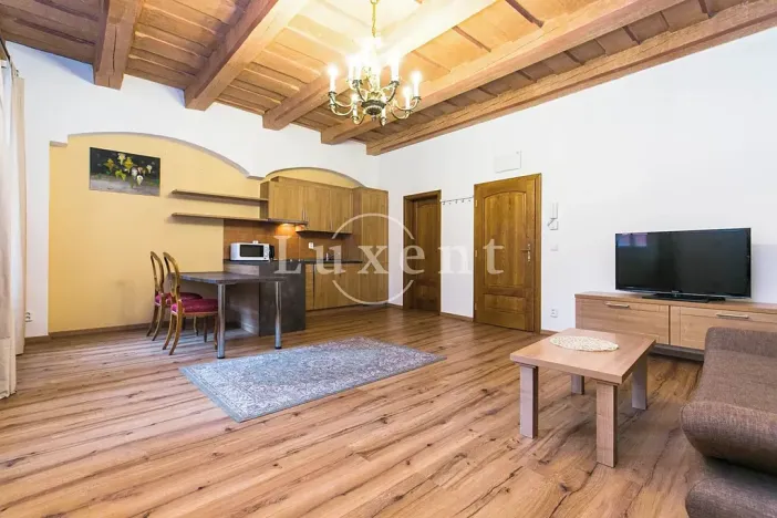 Pronájem bytu 2+kk, Praha - Malá Strana, Mostecká, 50 m2
