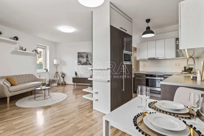 Prodej bytu 2+kk, Praha - Uhříněves, Blšanecká, 57 m2