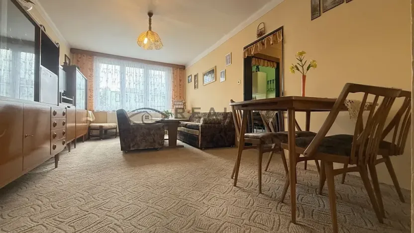Prodej bytu 2+1, České Velenice, Revoluční, 40 m2