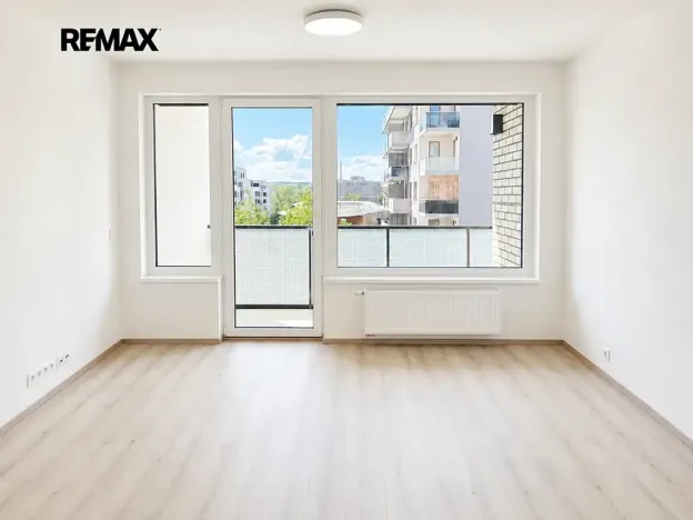 Pronájem bytu 2+kk, Praha - Hloubětín, Waltariho, 54 m2