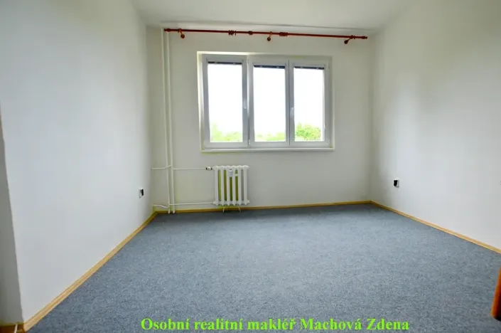 Pronájem bytu 2+1, Praha - Malešice, Káranská, 56 m2
