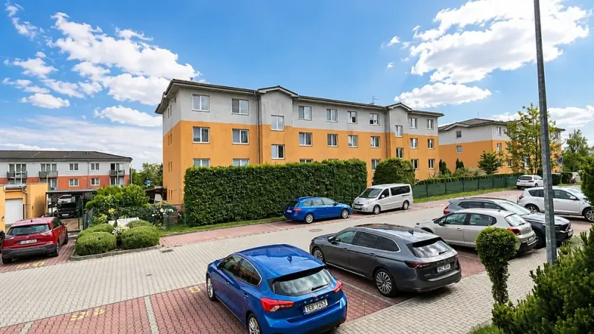 Prodej bytu 1+kk, Praha - Horní Počernice, Dandova, 37 m2