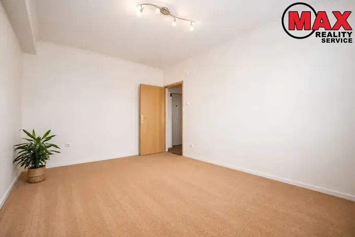 Pronájem bytu 1+1, Praha - Vršovice, K louži, 35 m2
