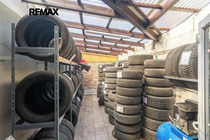 Prodej komerční nemovitosti, Valtice, Boční, 500 m2