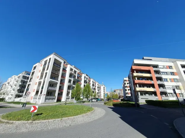 Pronájem bytu 4+kk, Praha - Zličín, Sazovická, 111 m2